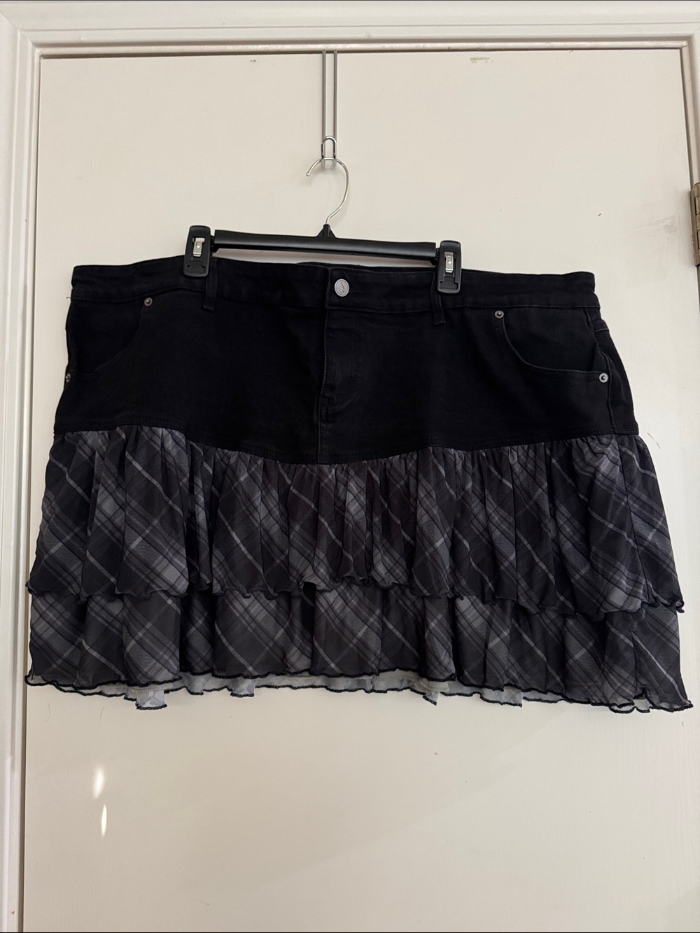 Joaquina Black Tiered Plaid Ruffle Mini Skirt